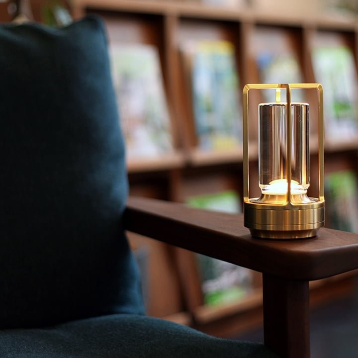 Elegant Dimmable Crystal Table Lamp